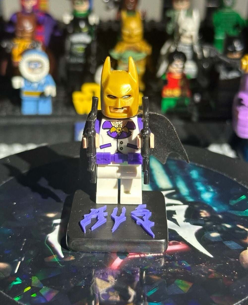 LEGO DC Super Heroes Roller Disco Batman Minifigure